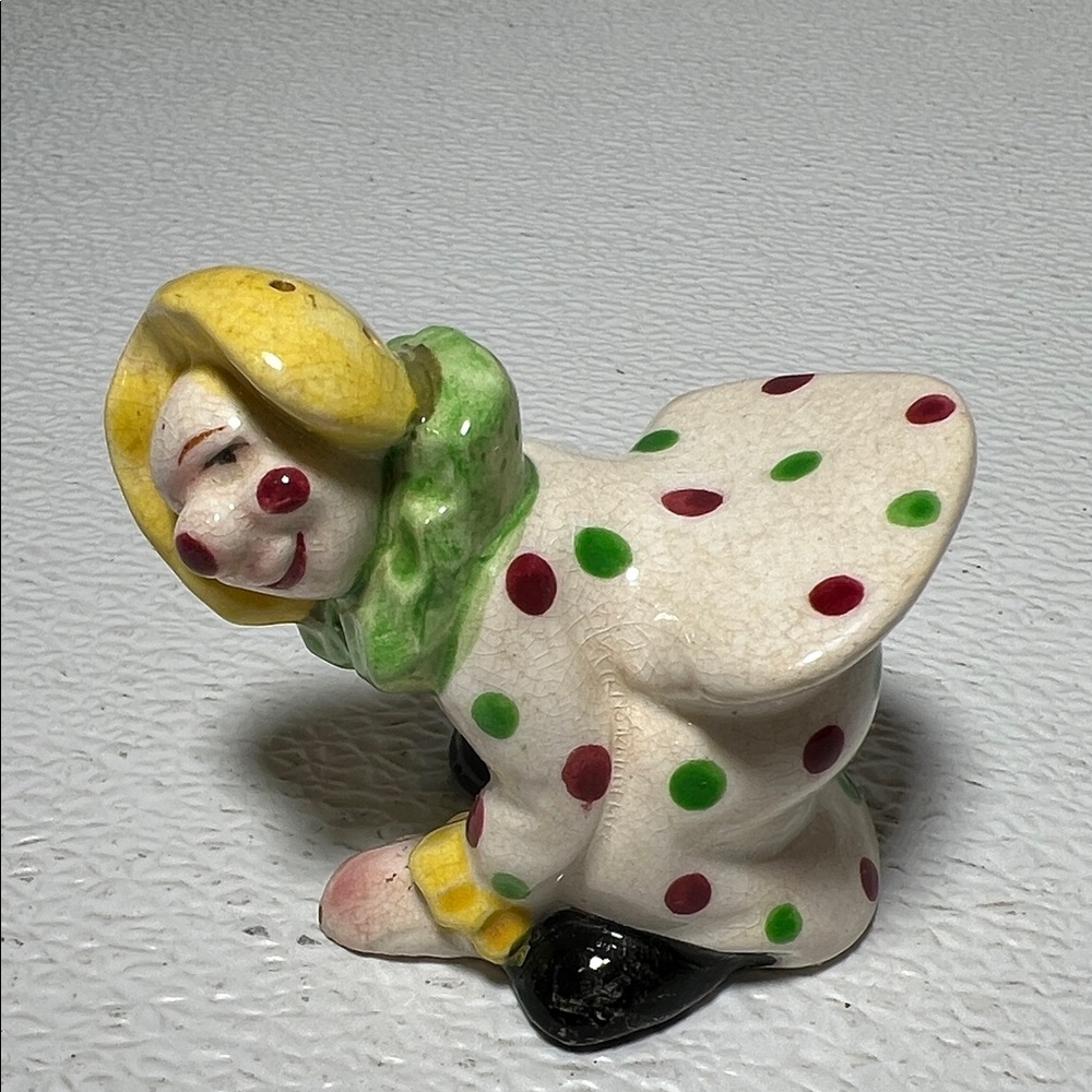 Vintage 60's Ceramic Salt or Pepper Shaker Hand Painted in Japan